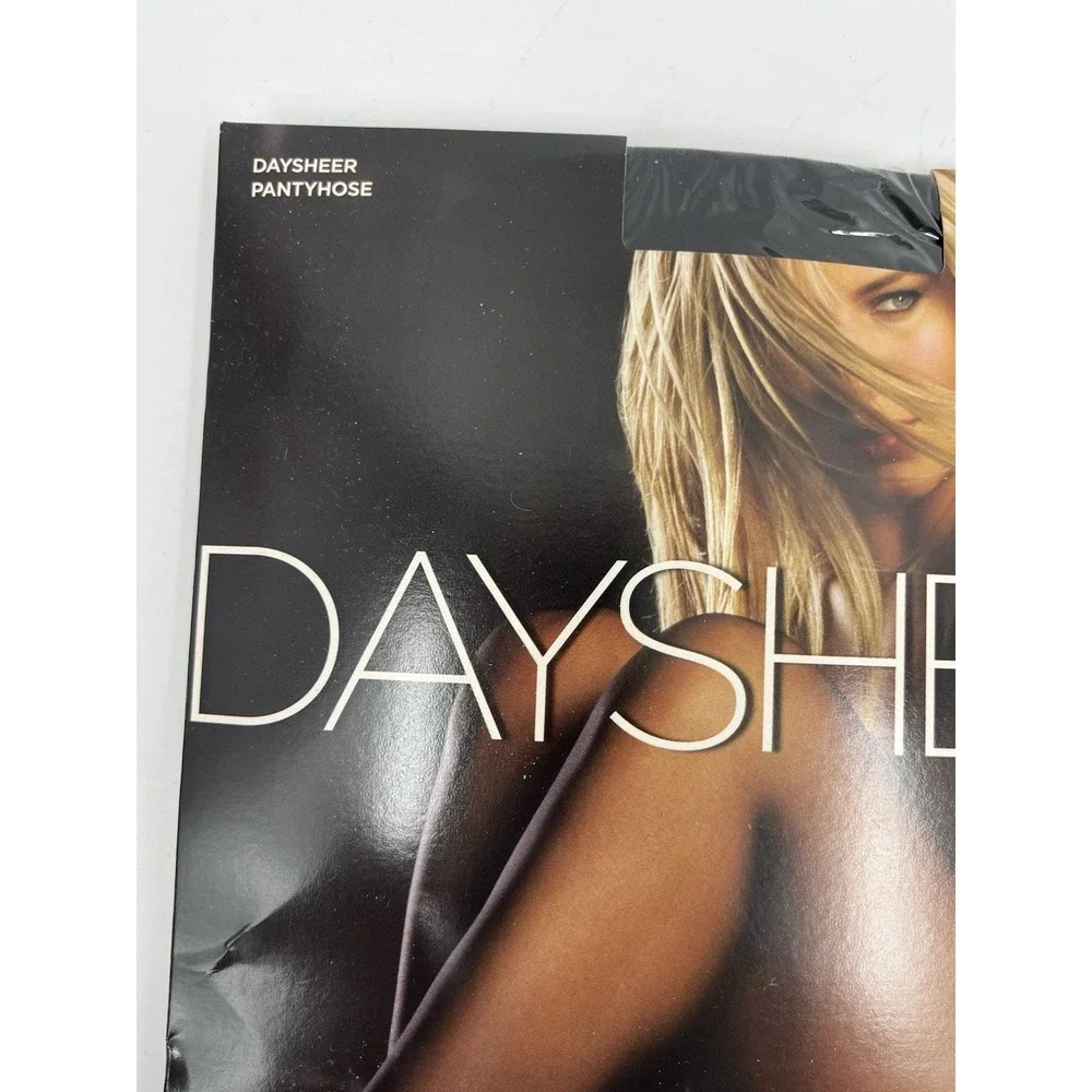 Vintage Y2K Avenue Body Day Sheer Pantyhose Size D Jet Black New